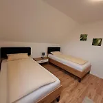 Auerhahn Ferienhaeuser Haus Tajo Prázdninový dům *